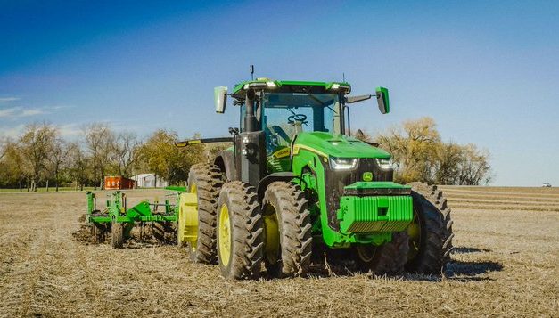 John Deere Breaks New Ground with Self-Driving Tractors You Can Control from a Phone